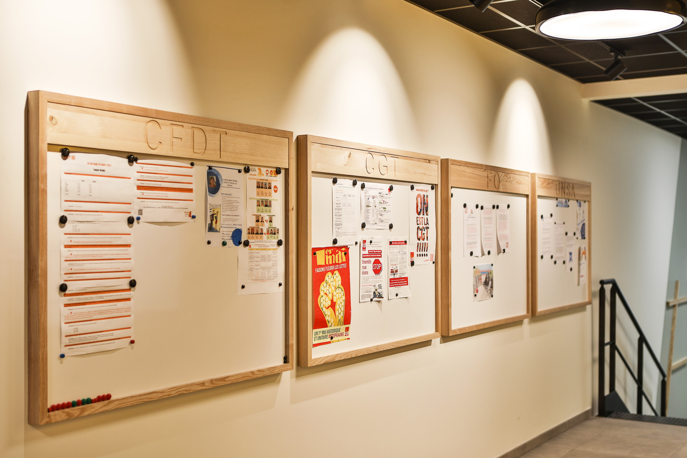 Vestiaire Collectif / Douches / Couloir